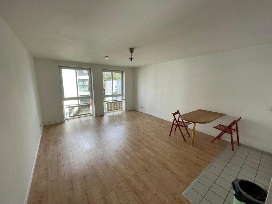 1 Zi.-Whg. Haus 43a 2. OG re Mehrfamilienhaus Hamburg