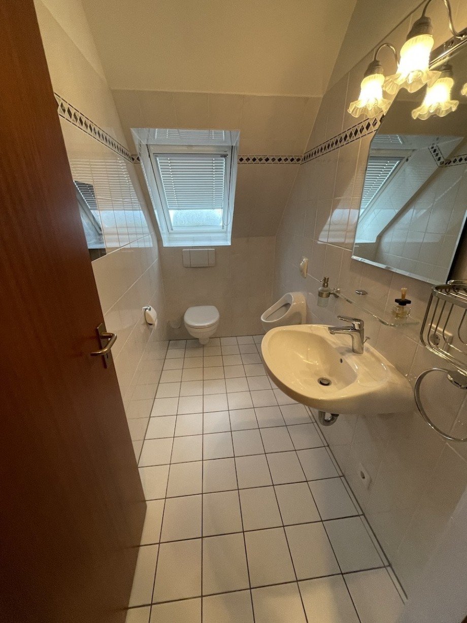 G�ste-WC Dachgeschosswohnung Norderstedt