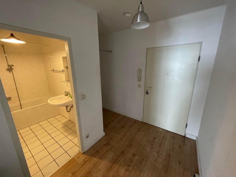 1 Zi.-Whg. Haus 43a 2. OG re Mehrfamilienhaus Hamburg